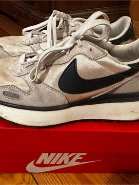 Nike Phoenix Waffle Summit White/Sanddrift/Sail/Black Womens 8
